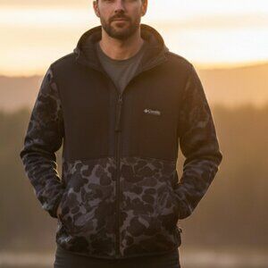 Columbia Black & Gray Camo Full-Zip Hooded Performance Jacket - M